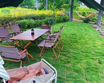 Longyinju Hostel - Hangzhou - Innenhof