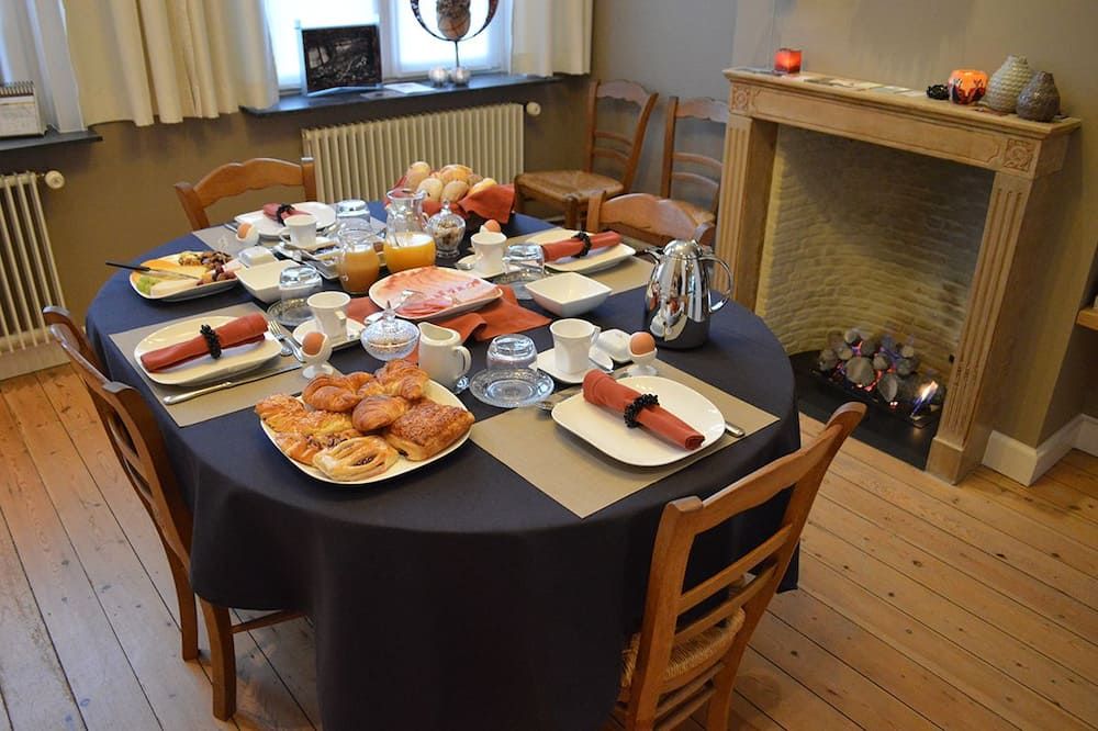 B&B @ Room's - Ypres - Dining room