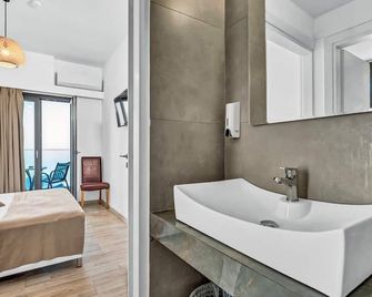 Sunset Beach Hotel - Kokkini Hani