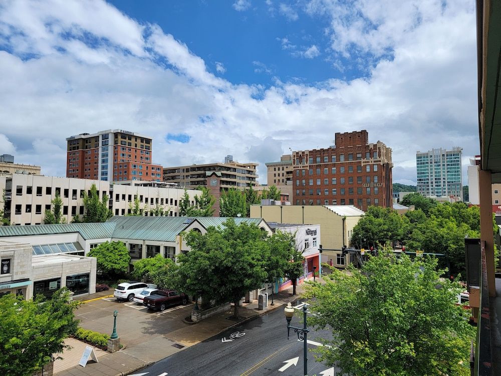 Outdoors view view of Downtown Inn