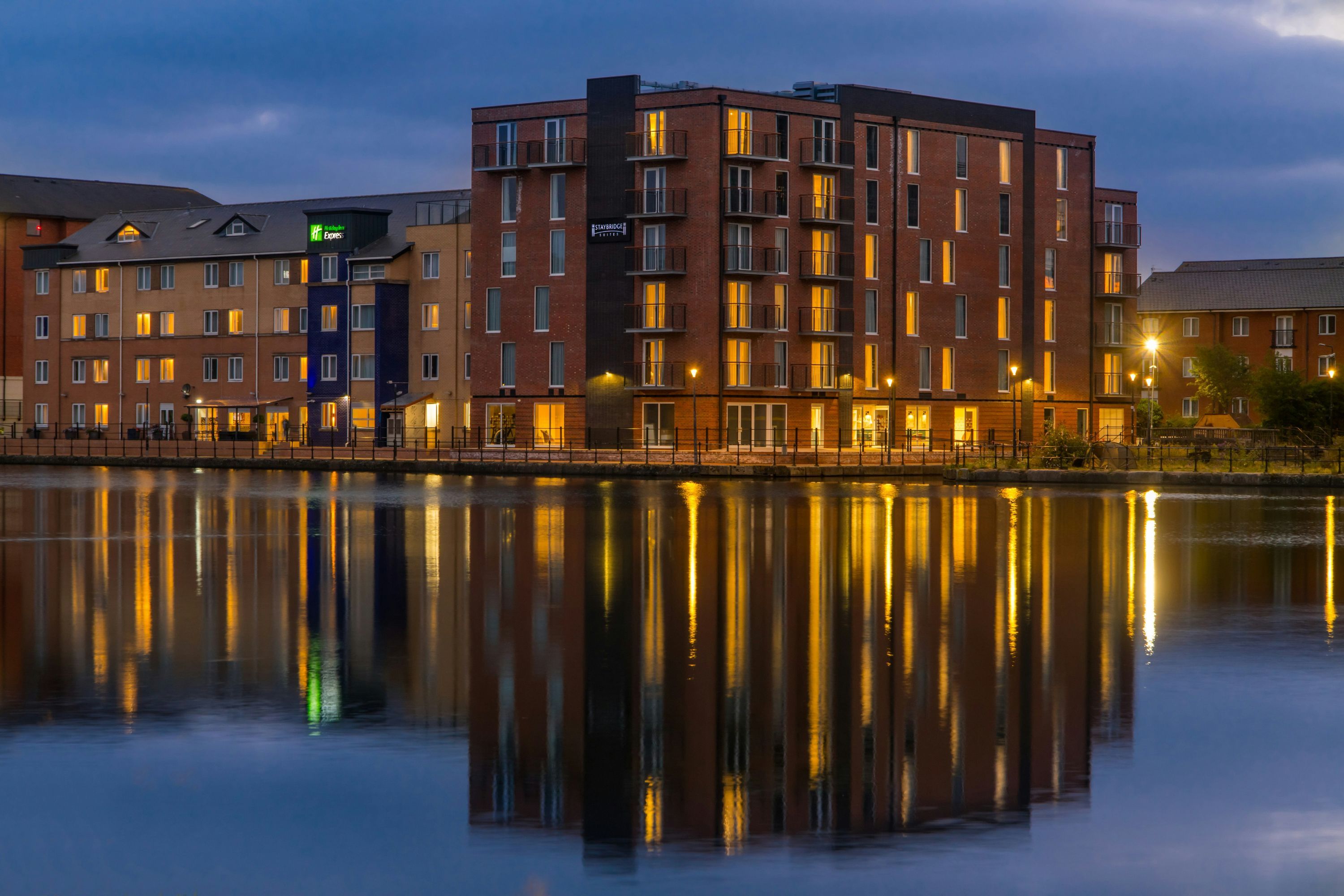 Staybridge Suites Cardiff By IHG - קארדיף - בניין