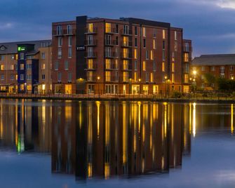 Staybridge Suites Cardiff By IHG - קארדיף - בניין