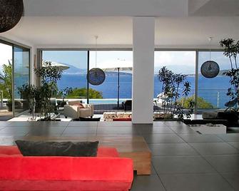 Dililodge - Coti-Chiavari - Lobby