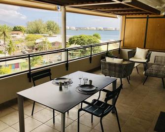 Tipanie- Great 1bedroom in PPT, AC w pool & open view - Papeete - Balcon