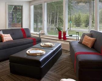 Bow View Lodge - באנף - סלון