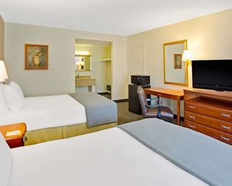 Days Inn by Wyndham Silver Spring - Silver Spring - Bedroom