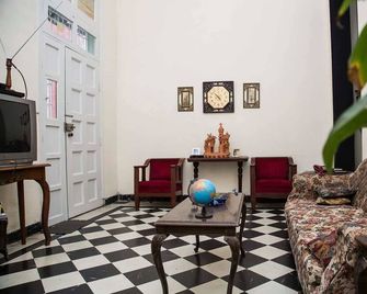 Habana Center - Havana - סלון