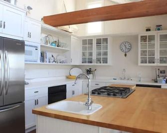 Blue Ribbon Beach House - Coupeville - Kuchyň
