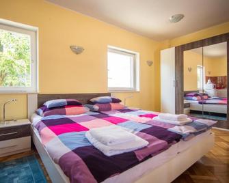 Studio apartman Second Serve - Samobor - Bedroom