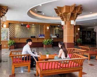 Dhevaraj Hotel - Nan - Hành lang