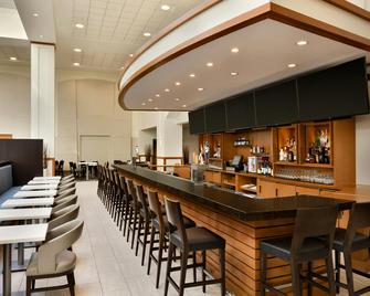Embassy Suites by Hilton Boston at Logan Airport - Boston - Bar