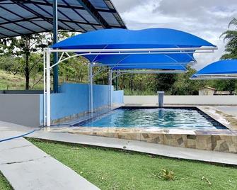 Casa de Campo 01 com Piscina Aquecida - Pirenópolis - Pool