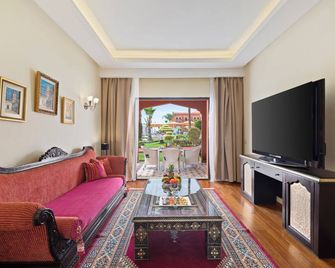 Labranda Aqua Fun Club Marrakech - Sidi Abdellah Ghiat - Living room