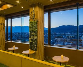 Hotel Kohakuen - Fuefuki - Lounge