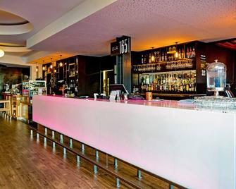 BreakFree on Cashel Christchurch - כרייסטצ'רץ' - בר