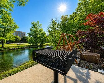 The Inn on the River - Pigeon Forge - Outdoor view