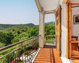 Yunger House with Garden and Balcony x5 - Piazza - Balcón
