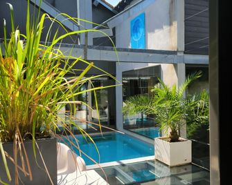 Be Loft B&B Pool & Spa - Avignon
