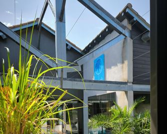 Be Loft B&B Pool & Spa - Avignone