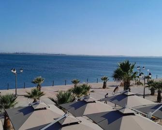 Villa Tunisienne - Tunis - Beach