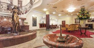 Carlsbad Plaza Medical Spa & Wellness Hotel - Karlowe Wary - Lobby
