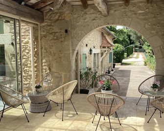 Gite Le Bois De Montpouillan - Marmande - Binnenhof