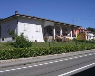 Archi Di Sole - Riccò del Golfo di Spezia - Gebäude