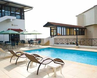 Hotel Barmoi - Freetown - Bazén