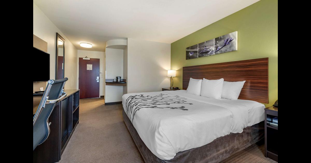 Sleep Inn and Suites Oakley I-70 in Oakley, the United States from $111:  Deals, Reviews, Photos | momondo