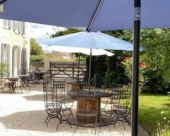 La Maison Saint Pierre, Aulnay - Aulnay - Patio