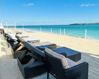 Blue Ocean Village - Nassau - Strand