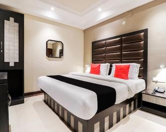 Hotel Swagat - Kanpur - Schlafzimmer