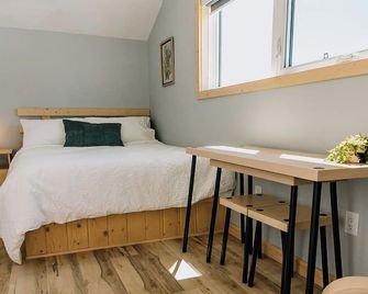 Bikepack Basecamp - Nordegg - Habitación