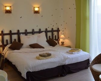 Couette Et Cafe Creme - Le Coudray - Habitación