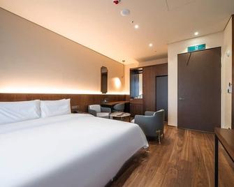 Uiwang Milos Hotel - Uiwang - Bedroom
