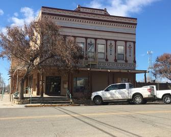 Deer Creek Cottage, 29300 Hwy 160, East Of Cortez, Colorado 81321 - Cortez - Building