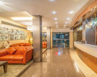 Hotel Varun - Guna - Lobby