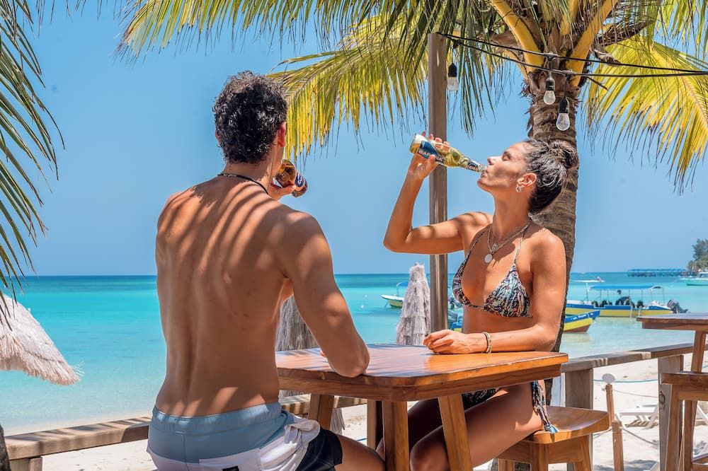Paradise Beach Hotel - Coxen Hole