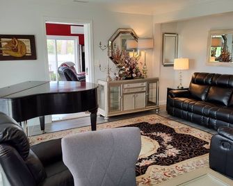 Kingsbay Dockside Waterfront House - Marion Station - Sala de estar