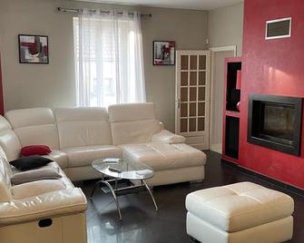 Chez Laurence - Tavaux - Salon
