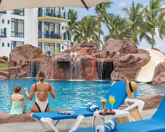 El Cid Marina Beach Hotel - Mazatlán - Pool