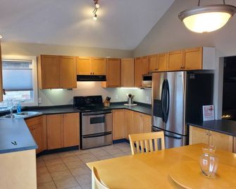 Home away from home - Couples private house - London - Küche