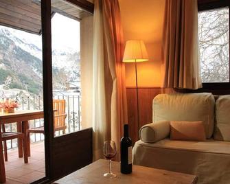 Aparthotel Sarrato - Sallent de Gállego - Sala