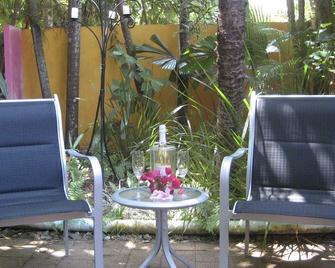 Pink Flamingo Resort - Port Douglas - Outdoors view