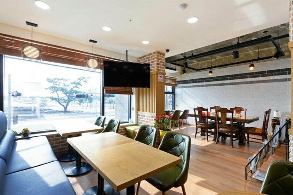 بولونيا هوستل آند جيست هاوس