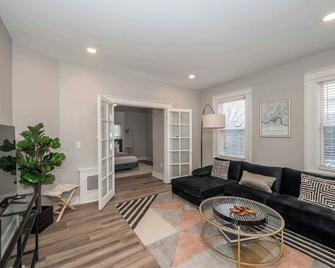 Luxe Spot 2 - Covington - Living room