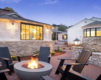 Carmel Beach Hotel - Carmel-by-the-Sea - Innenhof