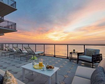 Belvedere Beach Resort - Virginia Beach - Balcón