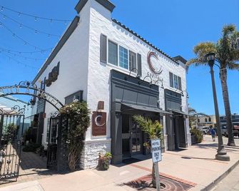 Capitola Hotel - Capitola - Budova