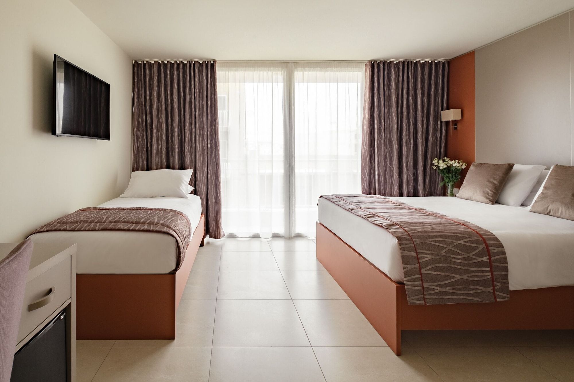 Mayflower Hotel Malta - Saint Paul’s Bay - חדר שינה